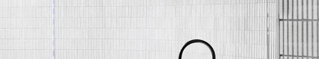 Curved Walls - Mittsu - Japanese Tiles