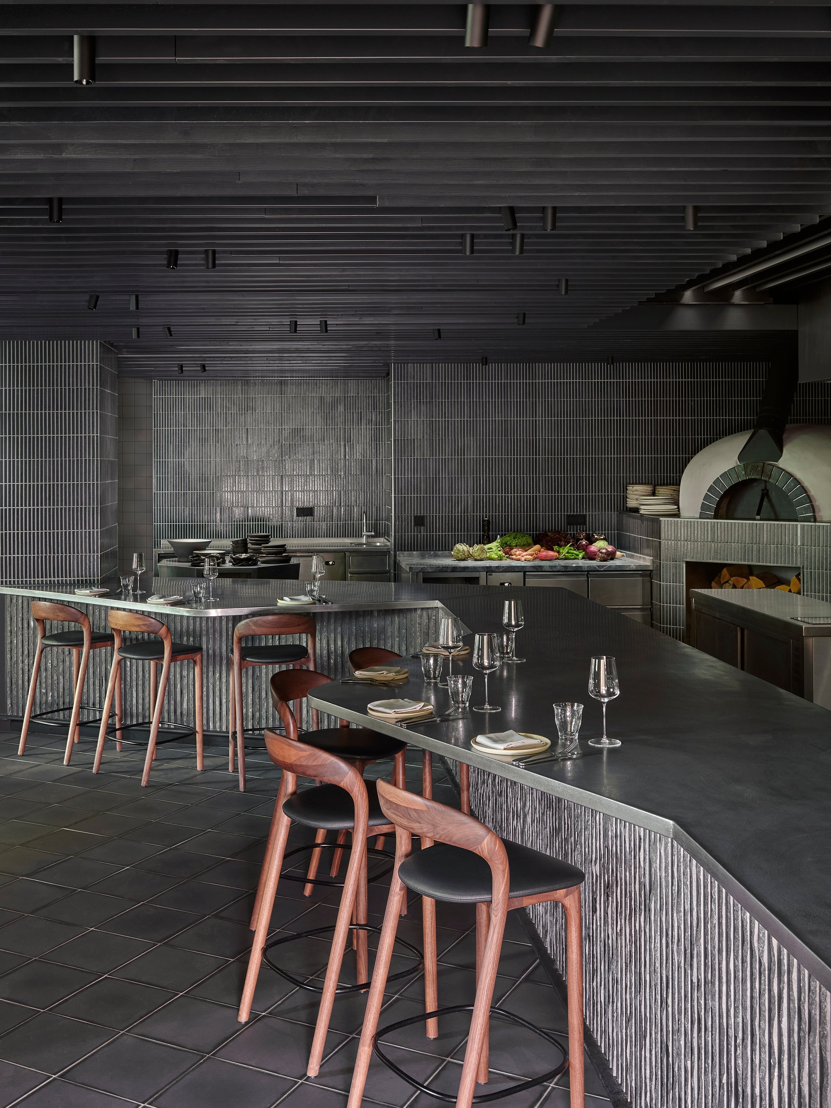 Nela Restaurant - Mittsu - Japanese Tiles