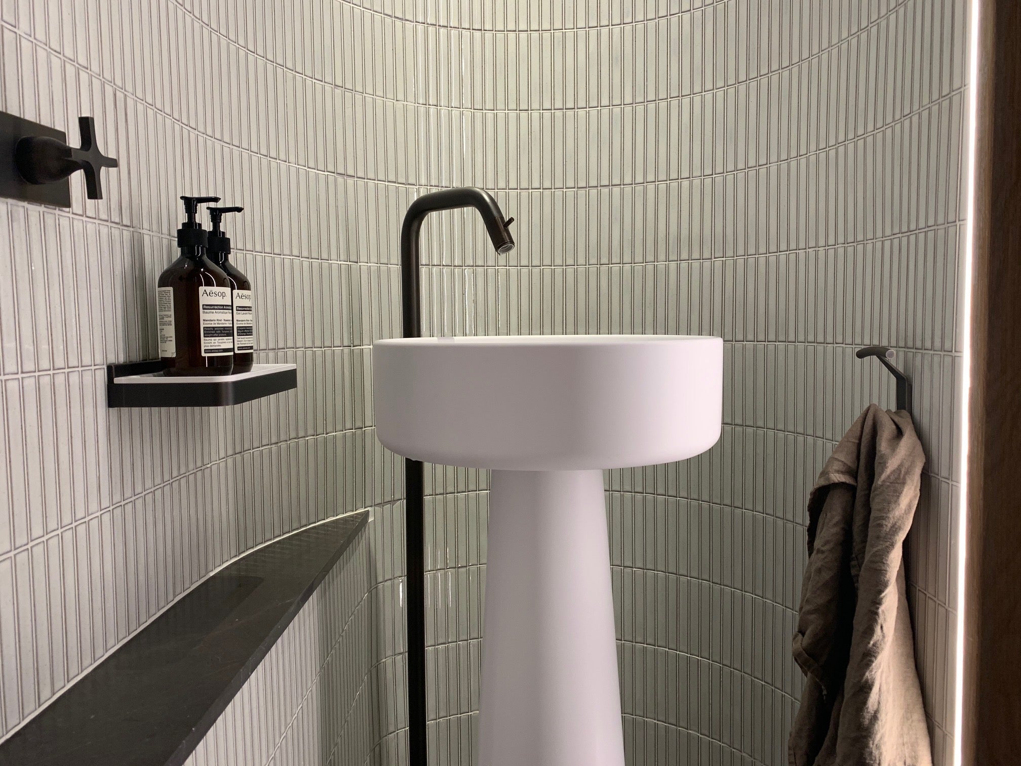 Realm Showroom, Dublin - Mittsu - Japanese Tiles