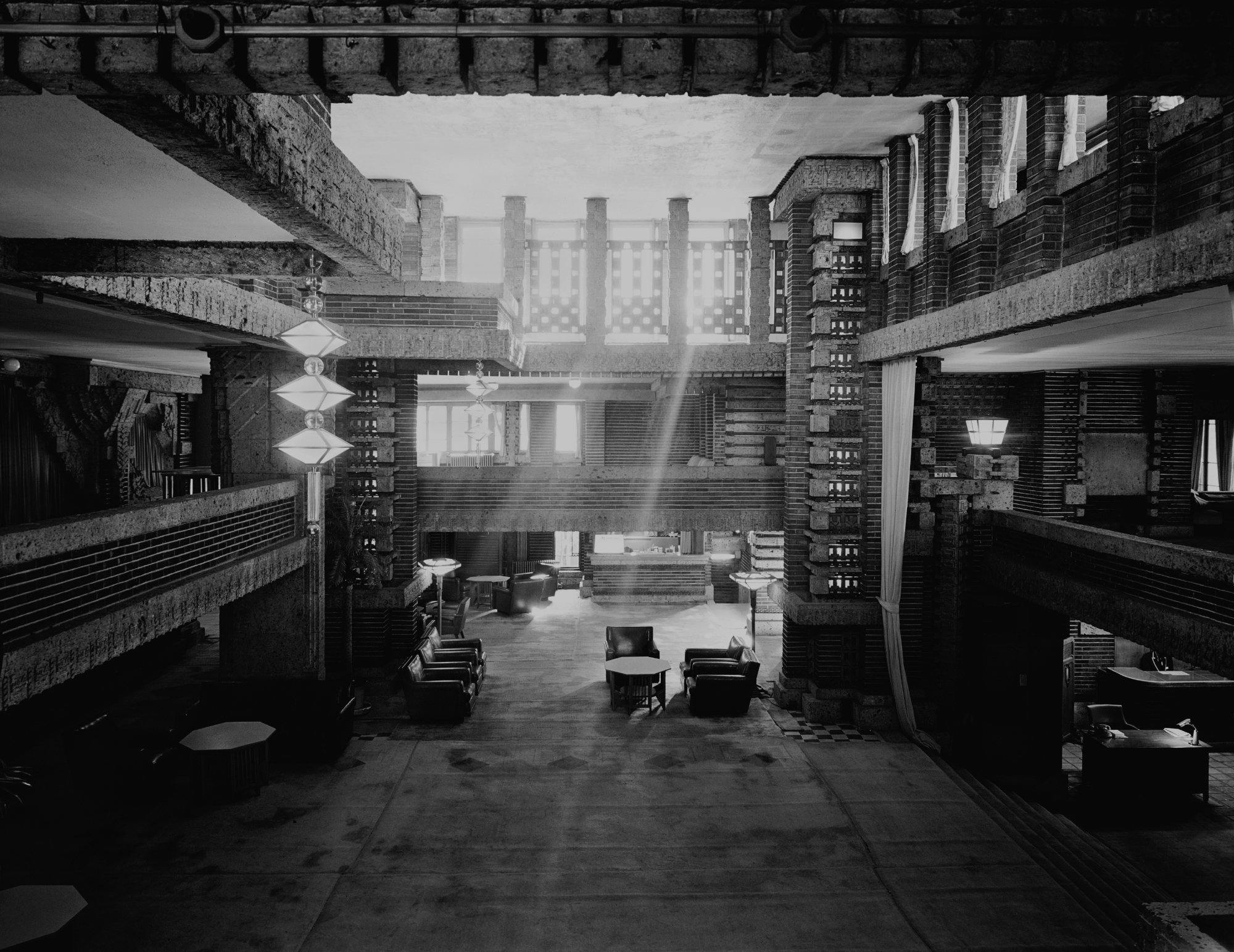 The Imperial Hotel, Tokyo - Mittsu - Japanese Tiles