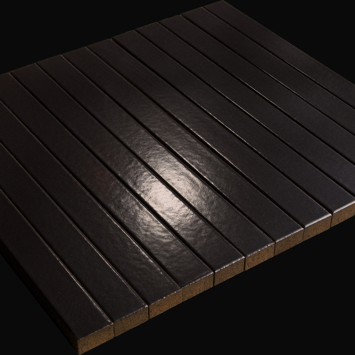 Arcaico Japanese porcelain wall tile in Matt Black – Mittsu Japanese Tiles