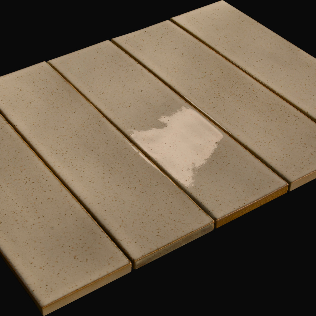 Yuki Panel 227 x 60 mm Japanese porcelain wall tile in Ivory – Mittsu Japanese Tiles