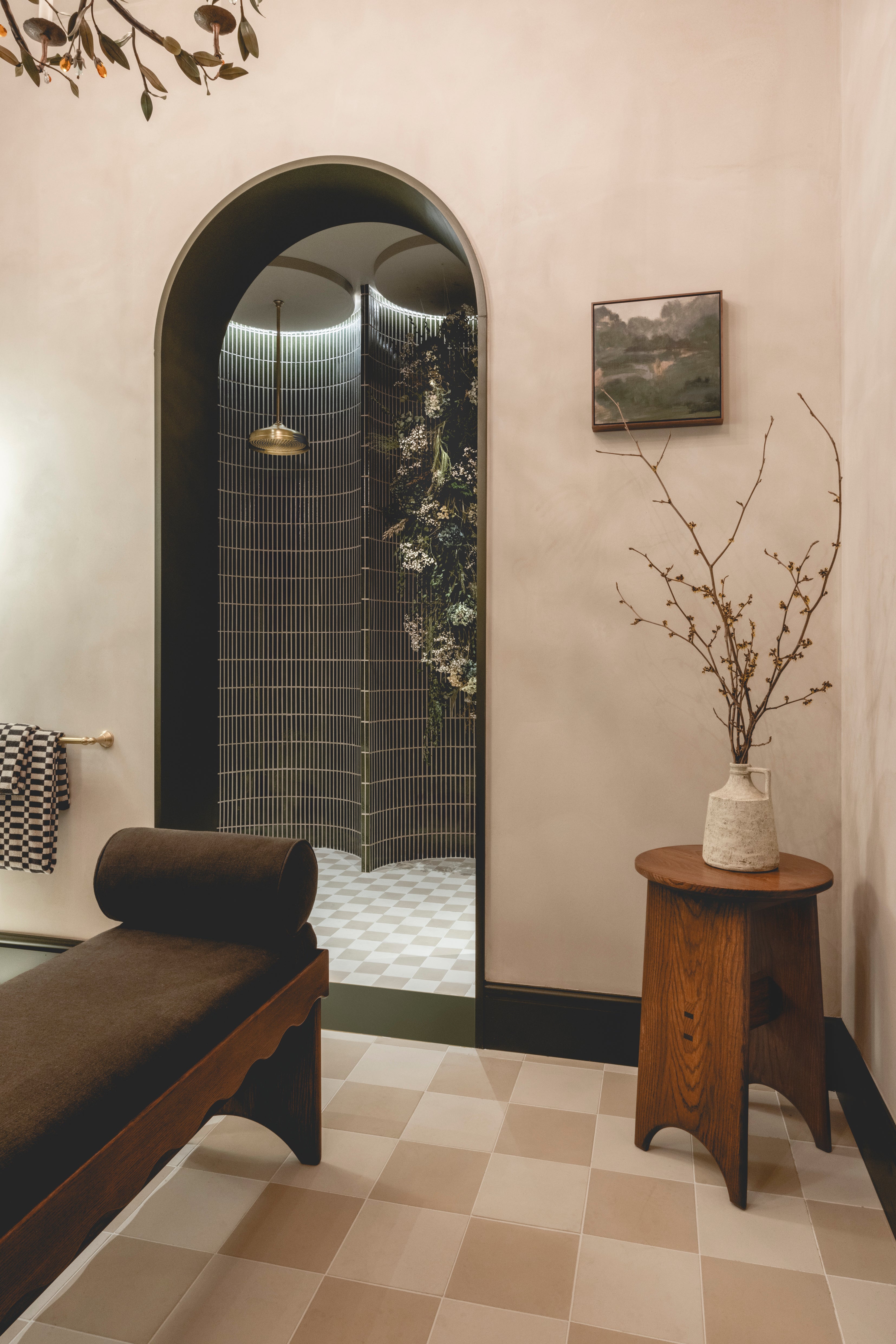 Arched entrance to the WOW House primary bathroom