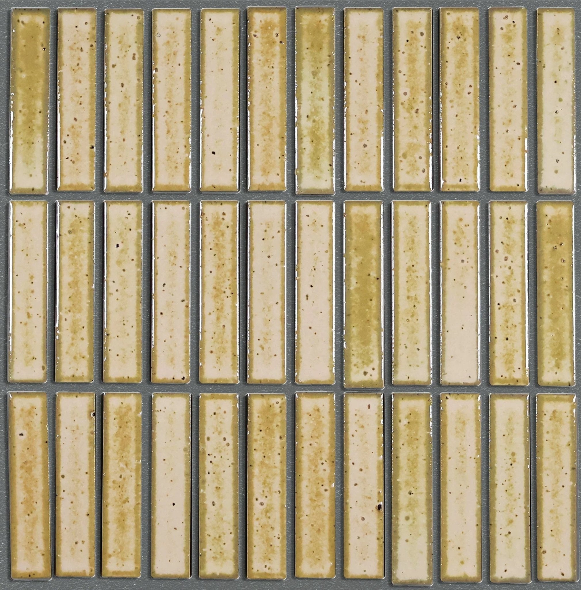 Kogarana Japanese tile by Mittsu Japanese Tiles