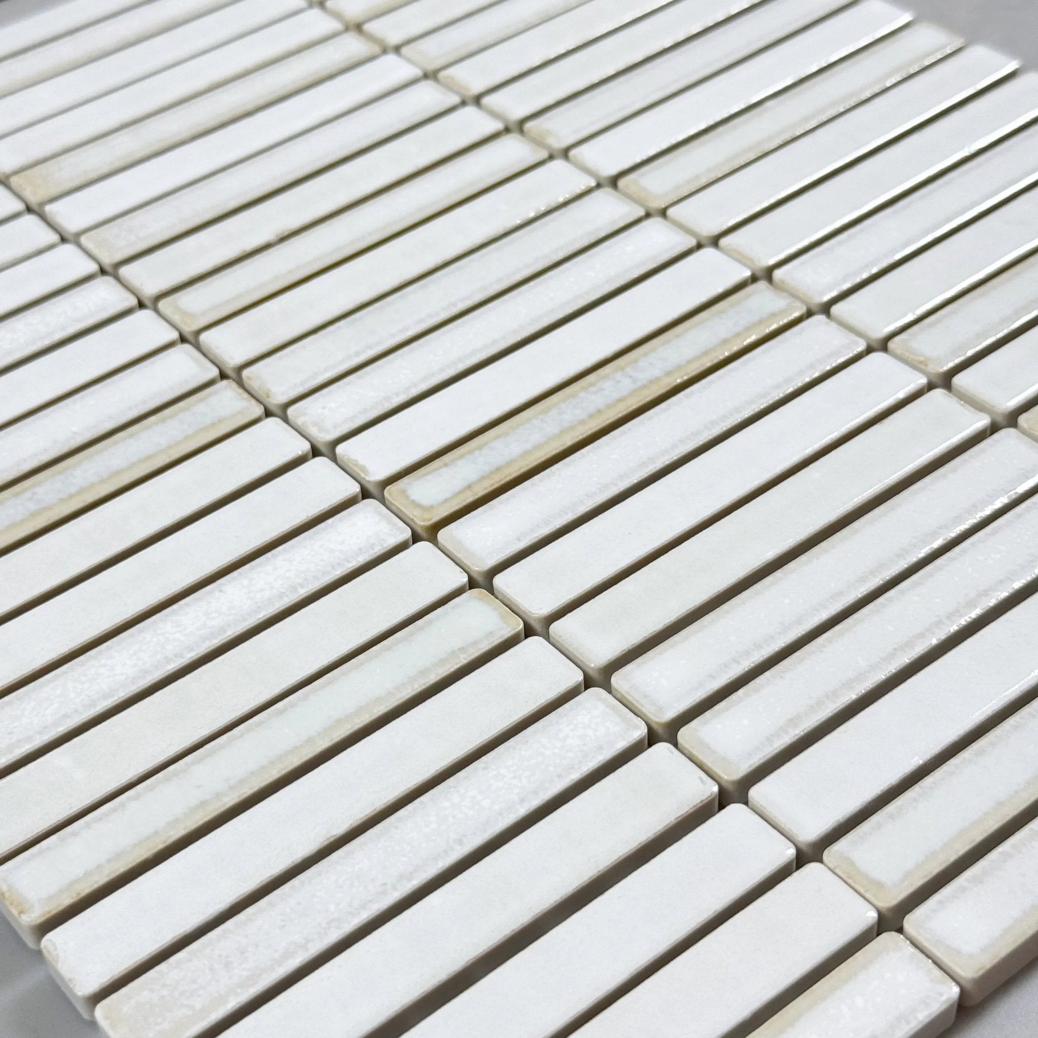 Japanese ceramic wall tiles Kujaku in Komaki from Mittsu Japanese Tiles