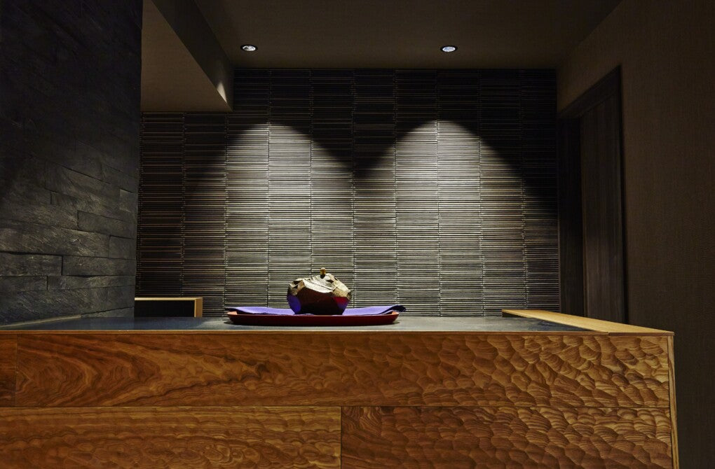 Line tiles at Densho Ebisu Osaka