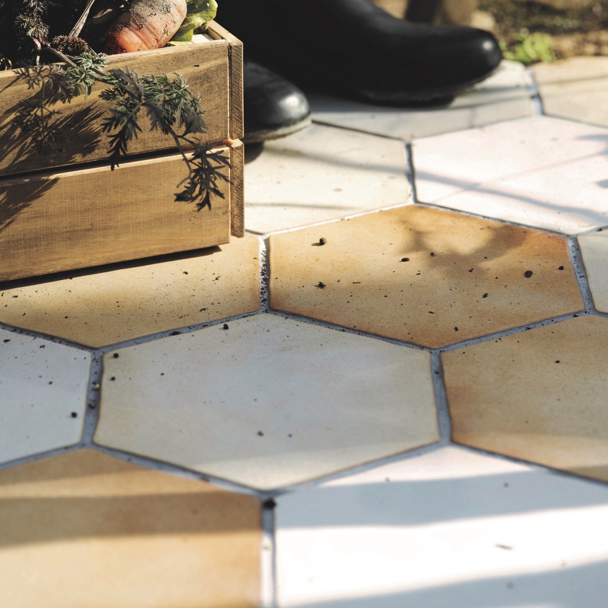 Japanese ceramic wall tiles Daichi Sample in Snow from Mittsu Japanese Tiles
