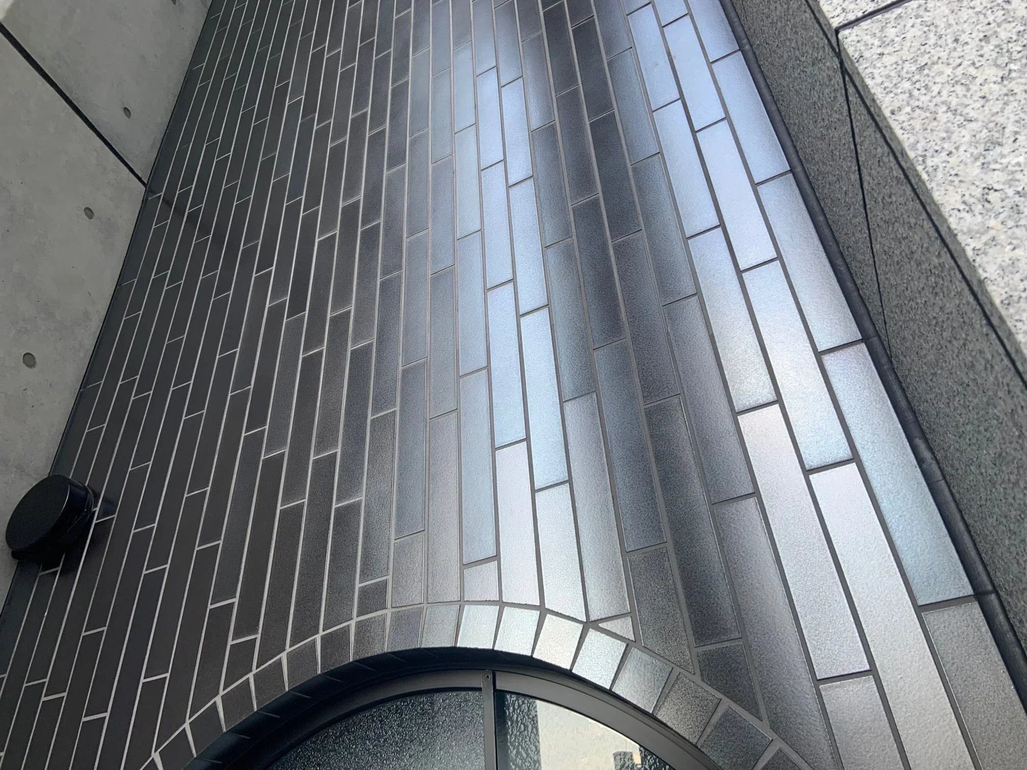 Japanese ceramic wall tiles Tsuyoi Sample in Gold Fleck from Mittsu Japanese Tiles