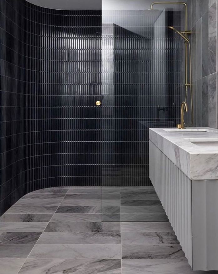 yuki border installations speckled black curved shower 04