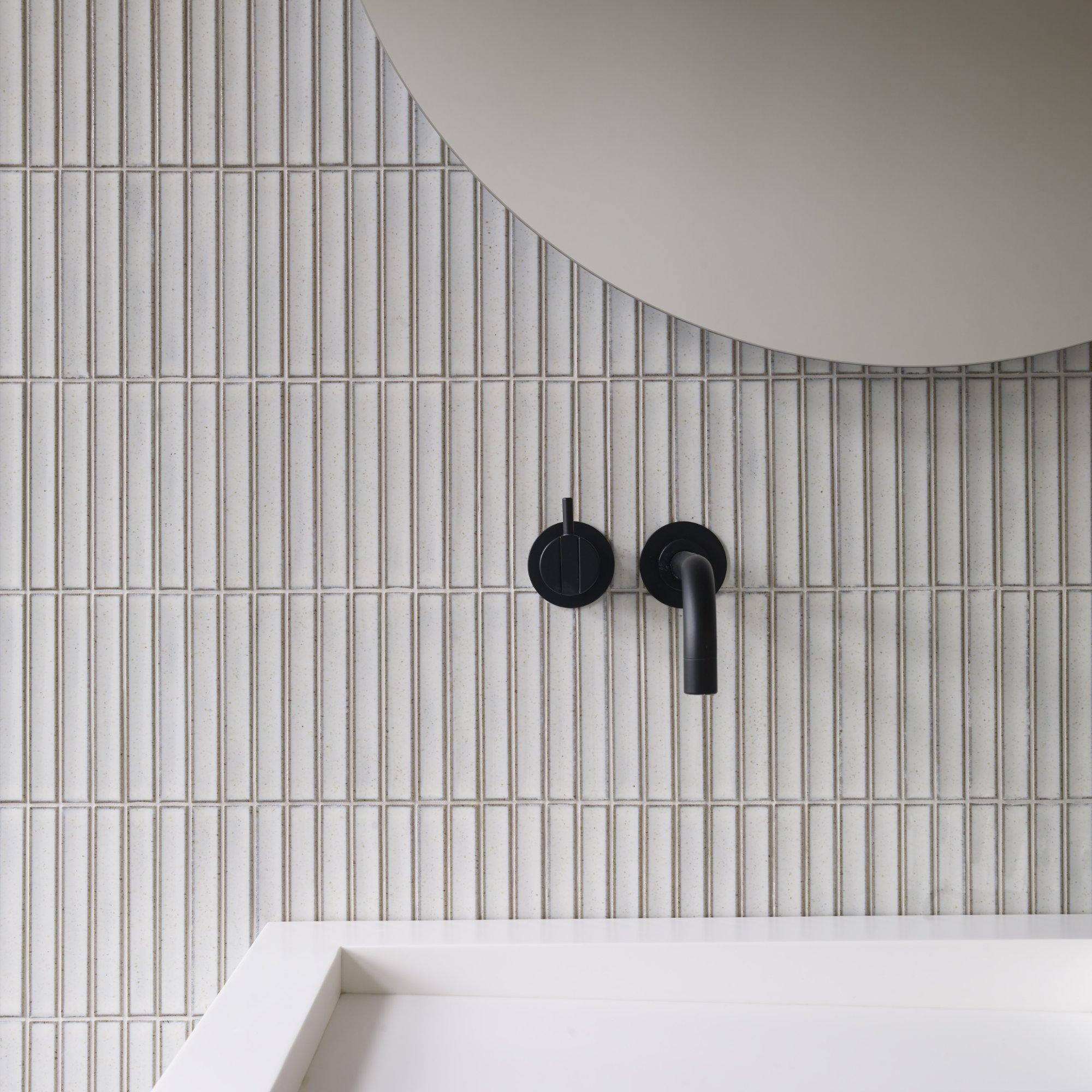 Yuki Border Japanese porcelain tile sample in Speckled White by Mittsu Japanese Tiles