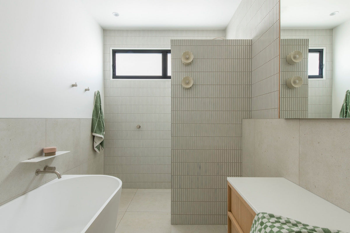 yuki border speckled white darren james bathroom 06