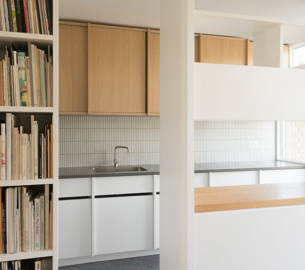 yuki border speckled white francisco sutherland kitchen 04