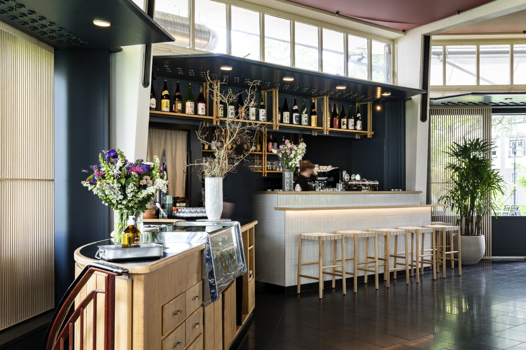 yuki border speckled white ooki pavillon zurich bar 03
