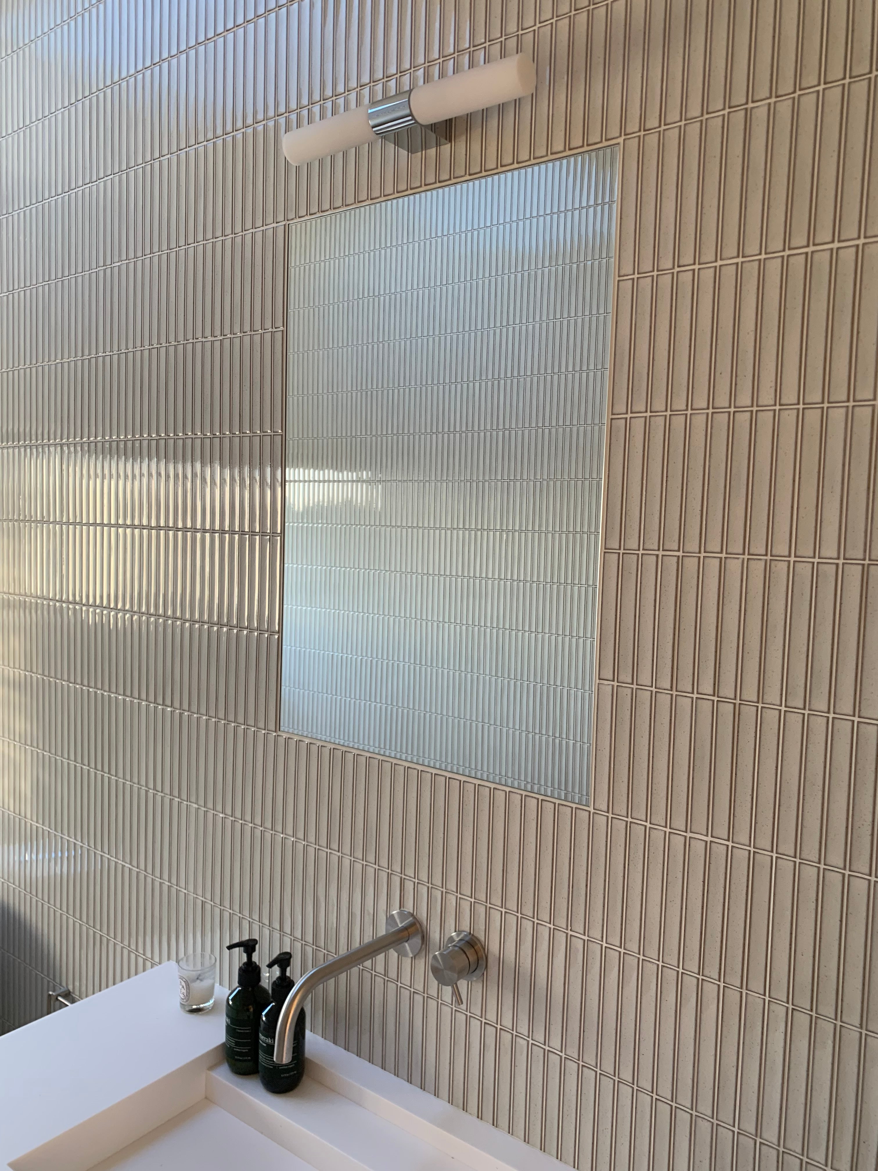 yuki border speckled white private villa stockholm bathroom 04