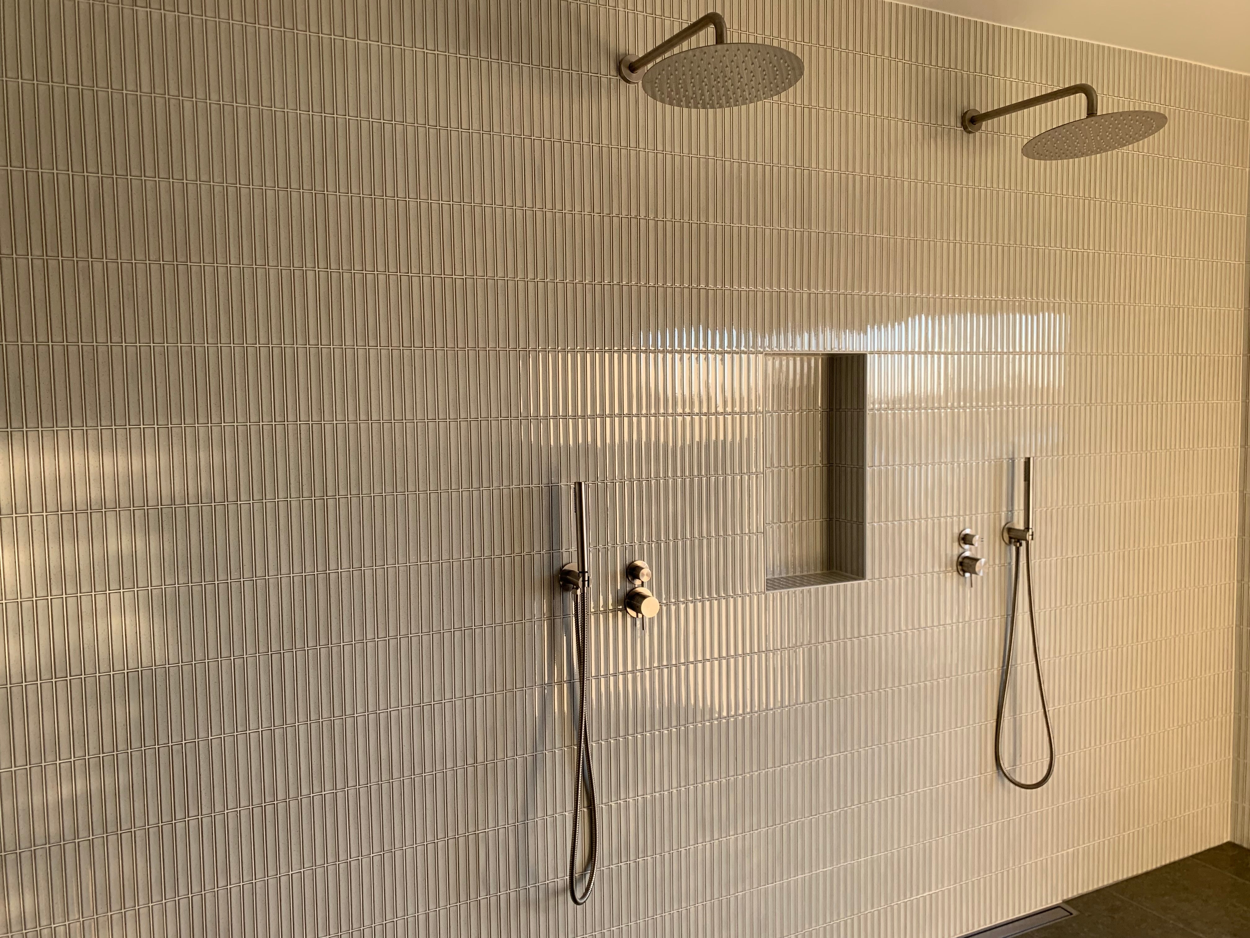 yuki border speckled white private villa stockholm bathroom 07