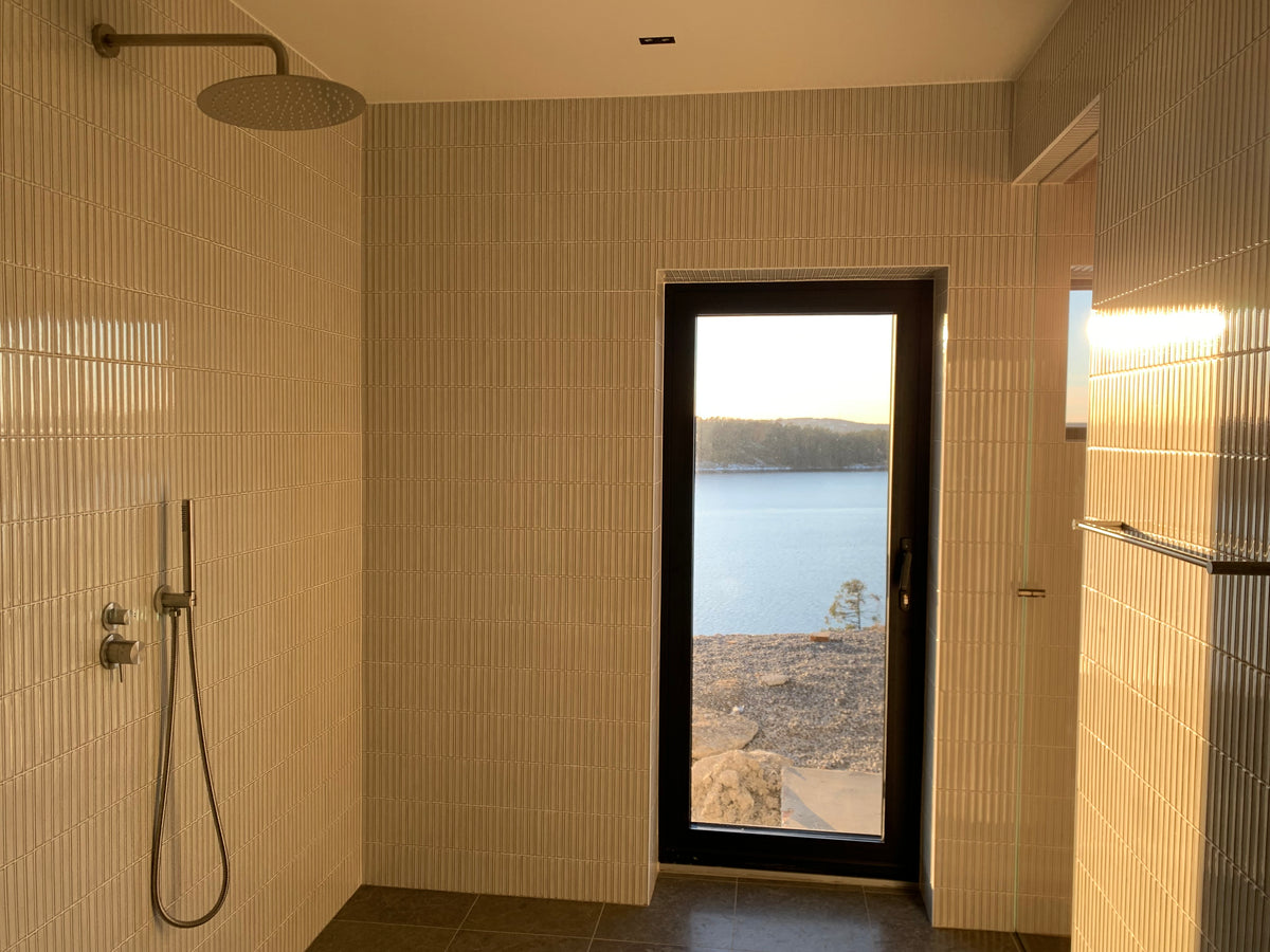 yuki border speckled white private villa stockholm bathroom 08