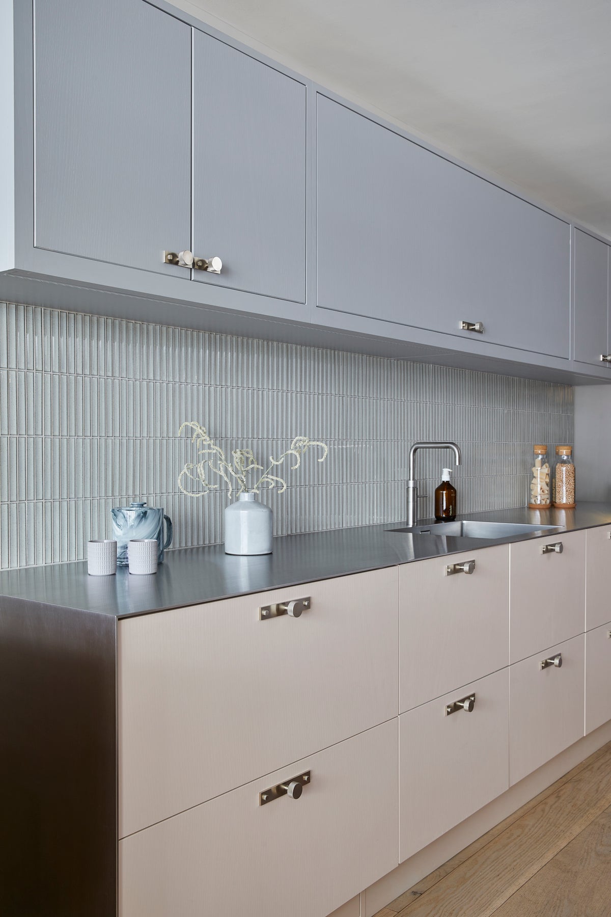 yuki border speckled white sola kitchens hampstead 04