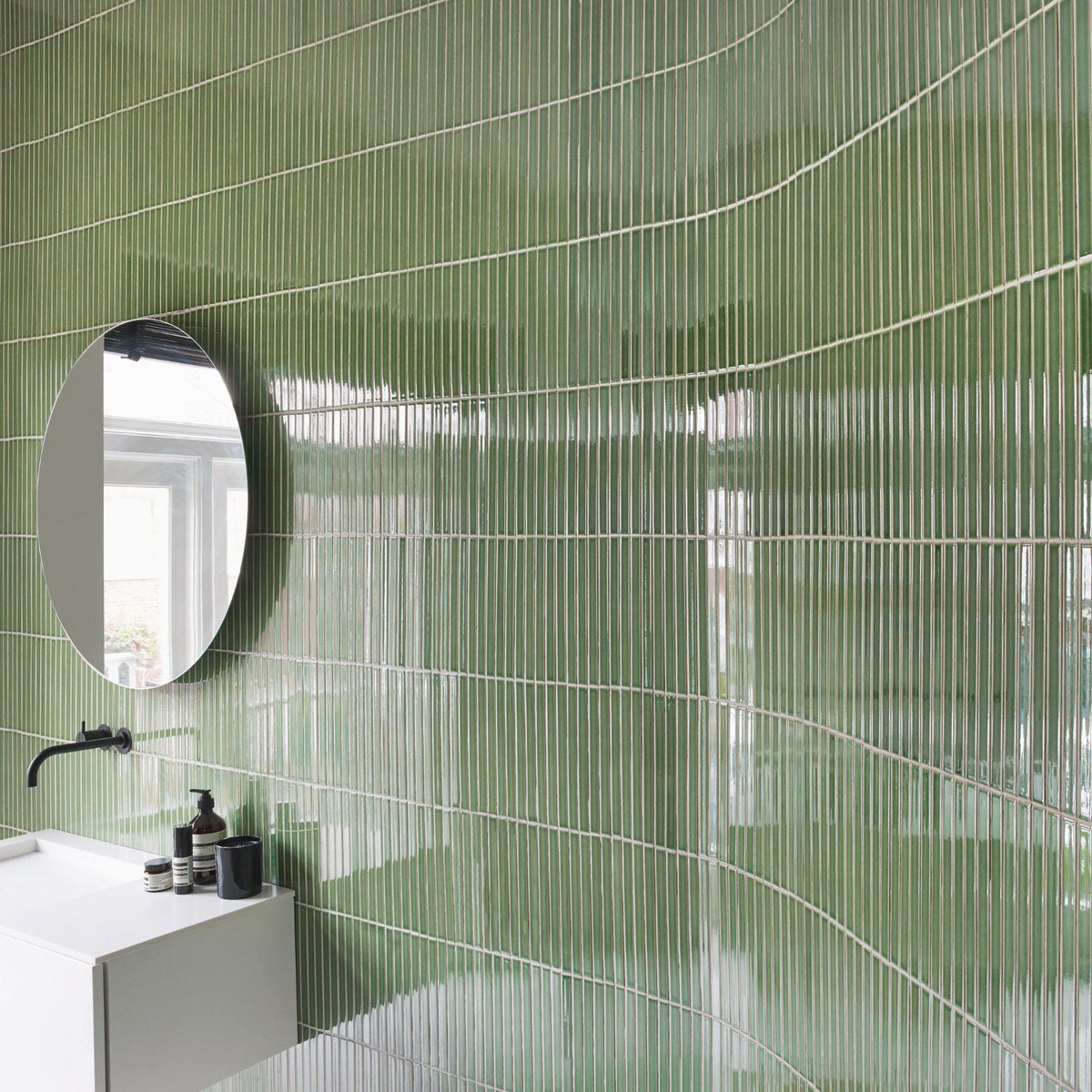 Arcaico Japanese porcelain wall tile in Matt Black – Mittsu Japanese Tiles