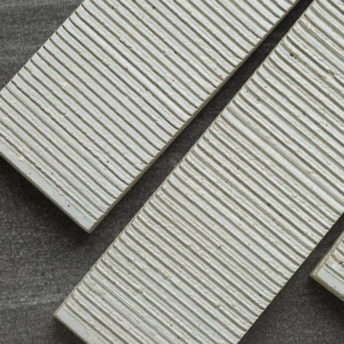 Hikkaki Japanese porcelain wall tile in White – Mittsu Japanese Tiles
