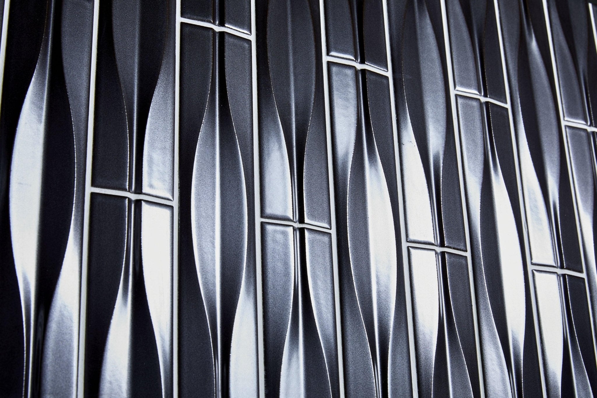 Japanese ceramic wall tiles Yumon in Black from Mittsu Japanese Tiles