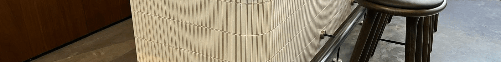 Yuki Border Across Interiors - Mittsu - Japanese Tiles