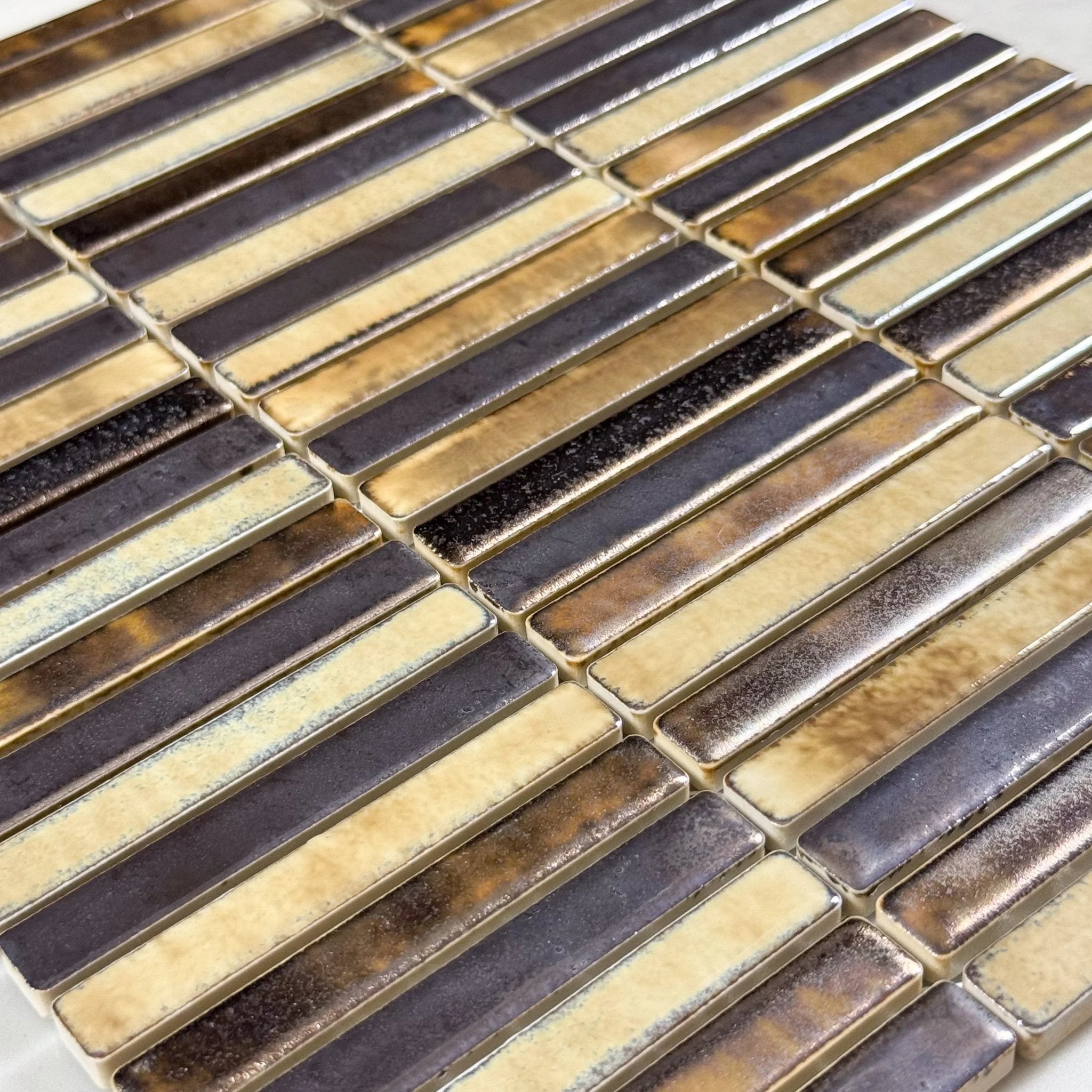 Japanese ceramic wall tiles Kujaku in Ibushi from Mittsu Japanese Tiles