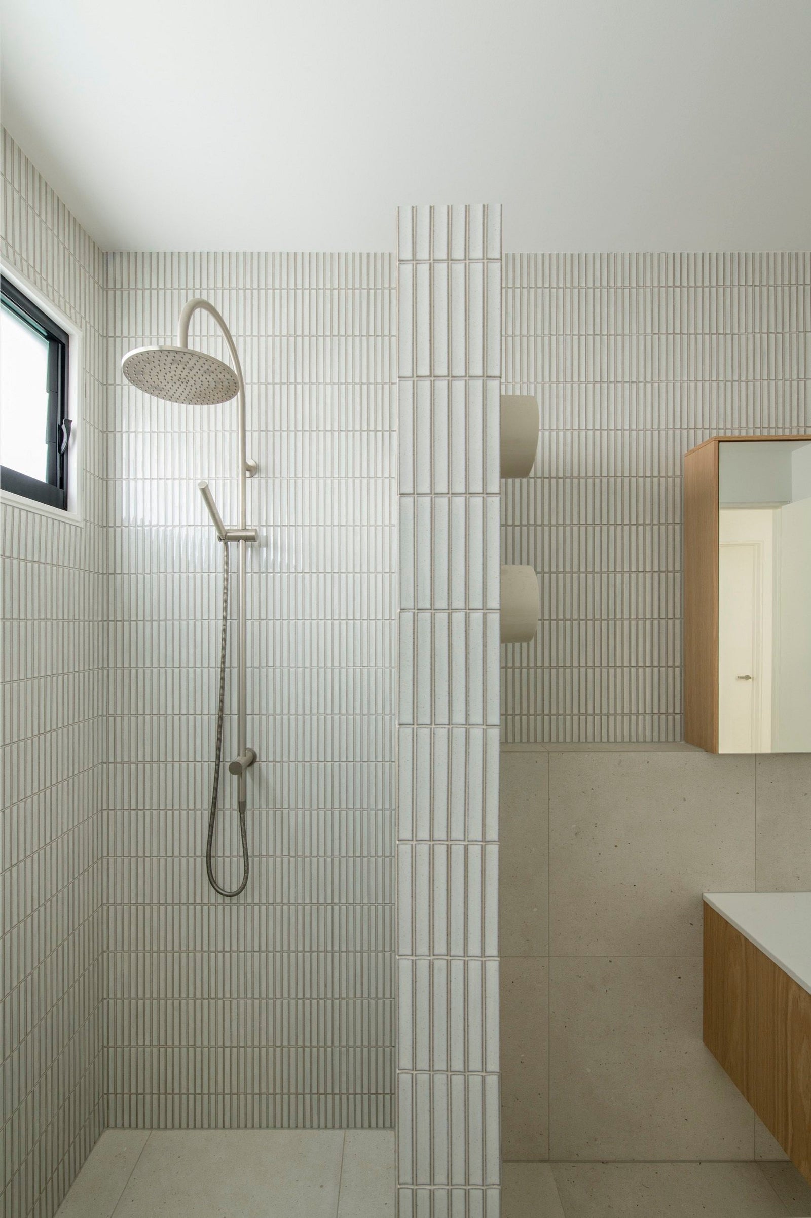 yuki border speckled white darren james bathroom 07